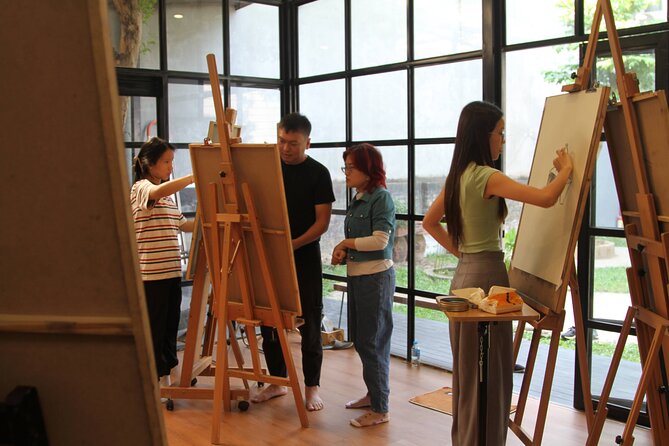 Life Drawing Class - Art Workshop at Art Tutor Hanoi - Getting to Ngõ 374 Âu Cơ in Tay Ho