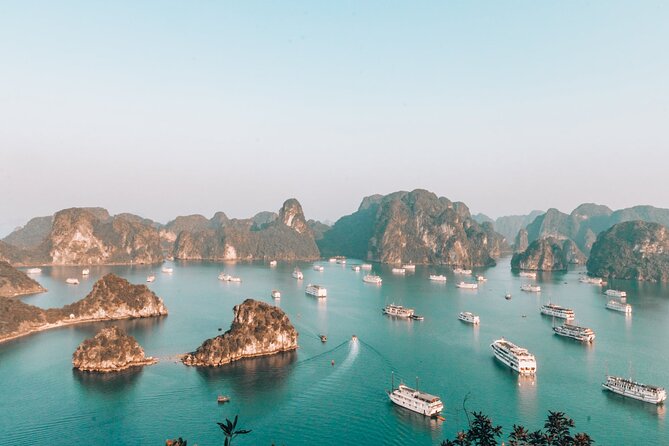 LIKE A BOSS-Luxury options-2d/1n All inclusive in Halong Bay - From Hanoi’s Old Quarter to the Tuan Chau dock