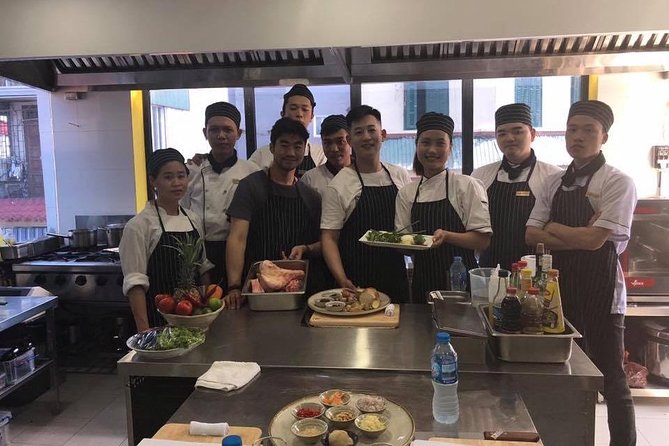 Local Market Tour and Private Cooking Class - Vegetarian choices and food requests