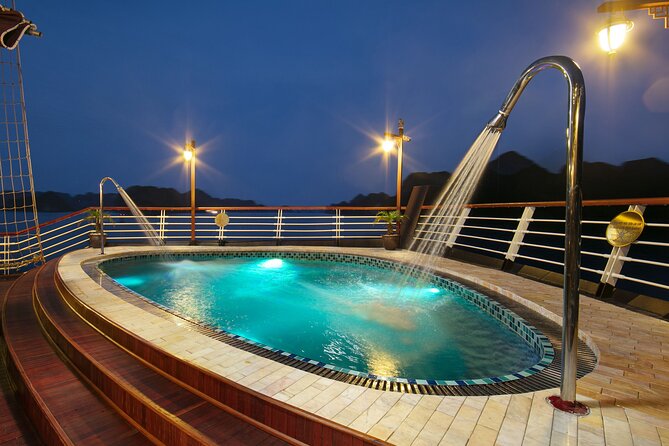 Luxury Cruise 5 star Top Tier Lan Ha bay 2D1N/ 3D2N - Tra Bau or Ba Trai Dao in the afternoon