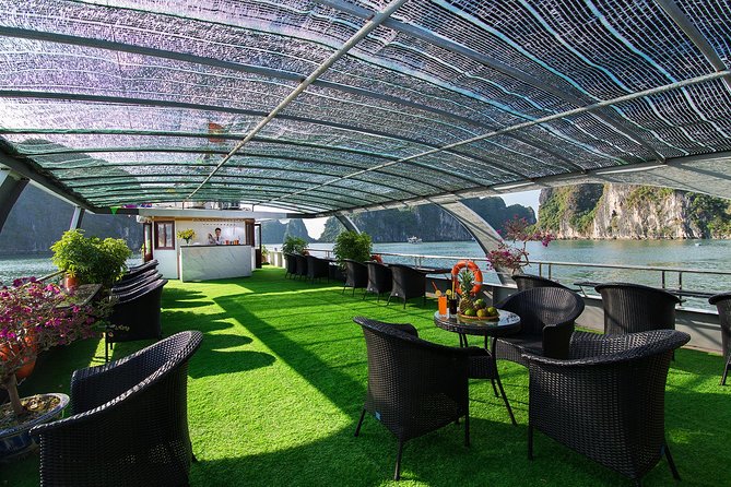 Luxury Halong Bay 1 Day on Cruises From Hanoi with Bus & Lunch - Sung Sot Cave and the need for sturdy legs