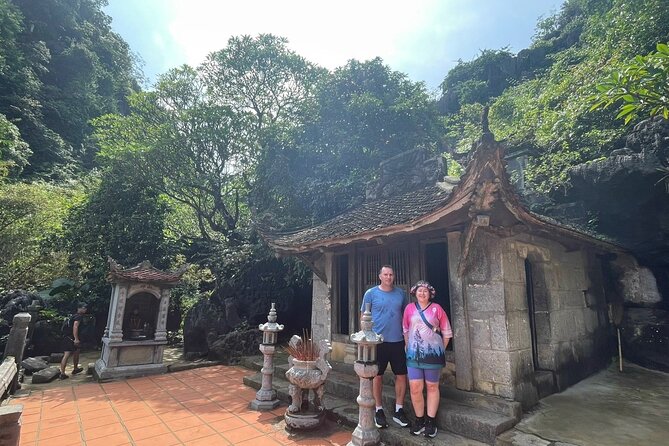 Luxury Ninh Binh Full Day Tour From Hanoi (Trang An - Hoa Lu) - The guides can make the difference