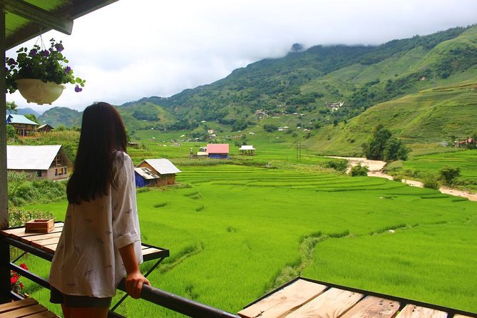 LUXURY SAPA TOUR 2D1N -Stay At 5 Star Hotel-Transfer by sleep bus - Sapa arrival and the first two to three hours on foot