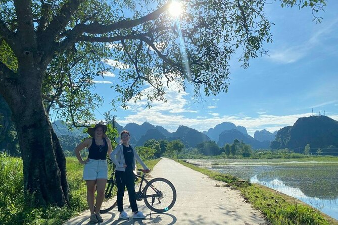 Luxury small Group Hoa Lu - Tam Coc - Mua Cave Max 6 - 8 pax/tour - How the day feels in practice