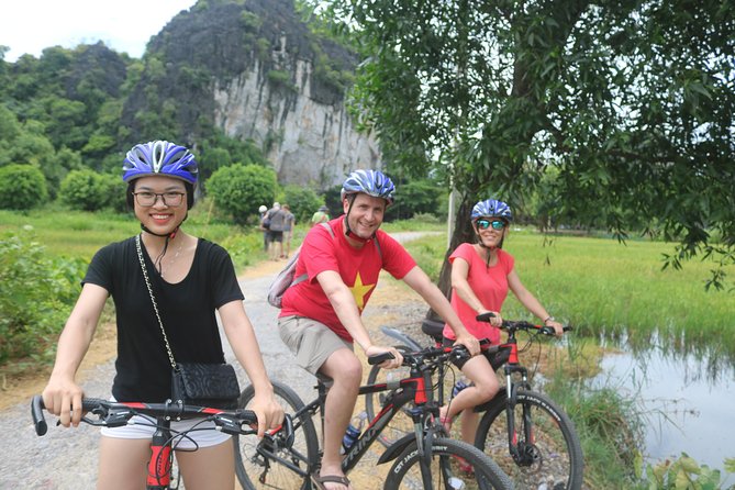 Luxury Tam Coc or Trang An-Mua Cave -Bich Dong Max 6 -8 pax/group - What the $79 price includes