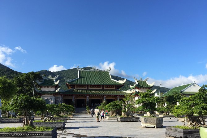 Marble Mountains And Son Tra Peninsula Half-day Tour - Non Nuoc and the marble-carving stop