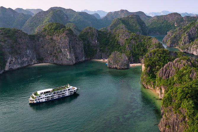 Mon Chéri Cruises 5 star: Amazing 3 days exploring Halong & Cat Ba island - Day one: leaving Hanoi for Lan Ha Bay