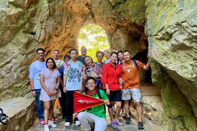 Monkey mountain-Huge Lady Buddha-Marble mountains & Am Phu caves - The stone-carving village at the foot of the mountain