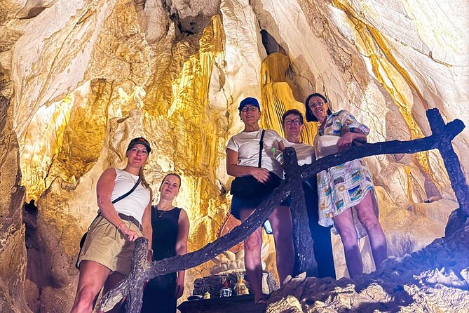 Monkey mountain-Huge Lady Buddha-Marble mountains & Am Phu caves - Marble Mountains and the climb into the rock