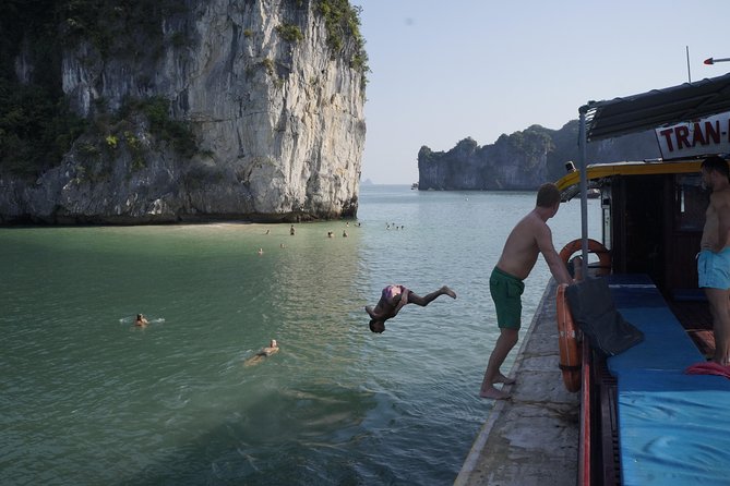 Most favorite full day boat tour with kayaking in Lan Ha bay, Ha Long bay - Swimming at Three Peaches beaches