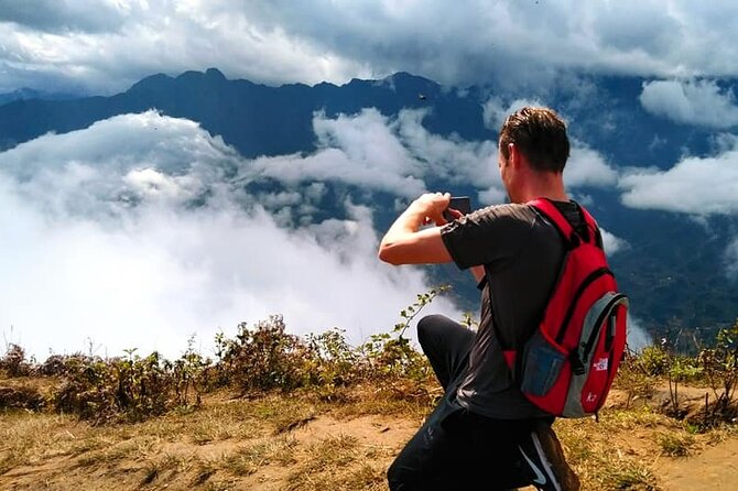 Mountain views and villages trek – 1 Day - Ham Da and the Black Hmong way of life