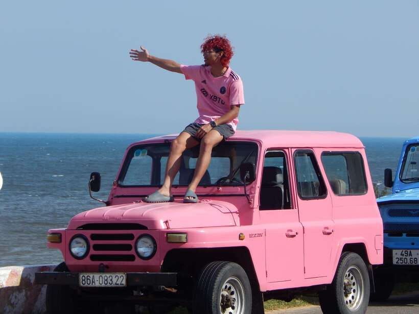 Mui Ne: Best Private Sand Dunes Jeep Tour at Sunrise/Sunset - Walking the Fairy Stream barefoot