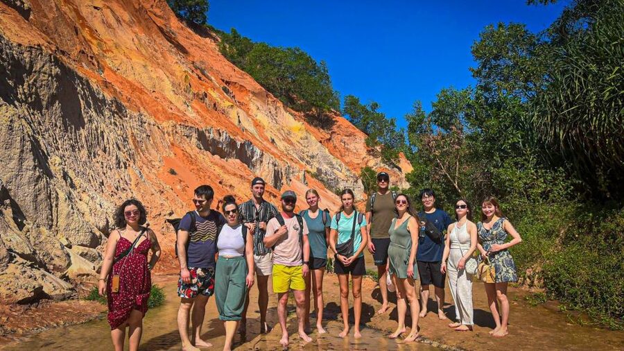 Mui Ne: Sand Dunes Jeep Tour with Friendly English Guide - White Sand Dunes: the main event