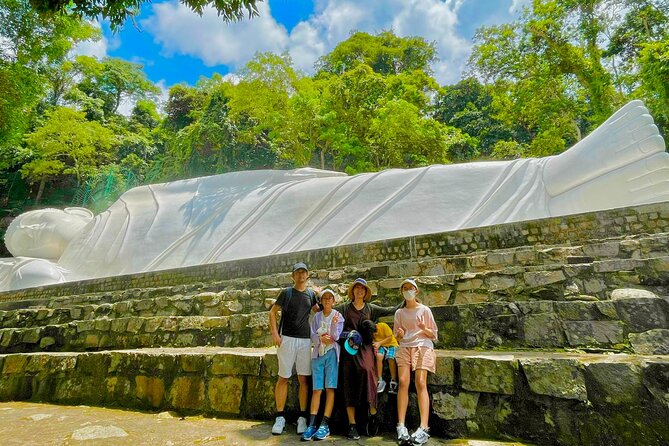 Mui Ne: Ta Cu Mountain Half A Day Private Tour with Local Guide - Van Thuy Tu Temple connects Phan Thiet with the sea