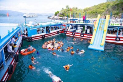 Coral Reef Snorkeling and Floating Bar Party