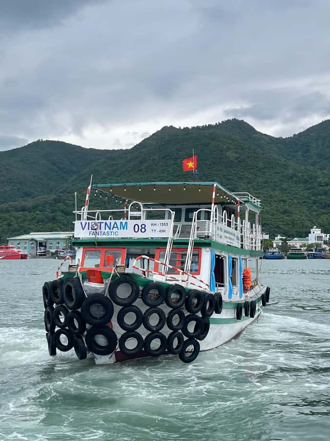 Nha Trang: Snorkeling Tour with BBQ Lunch at Coral Reef - What this $27 Nha Trang snorkeling tour really offers