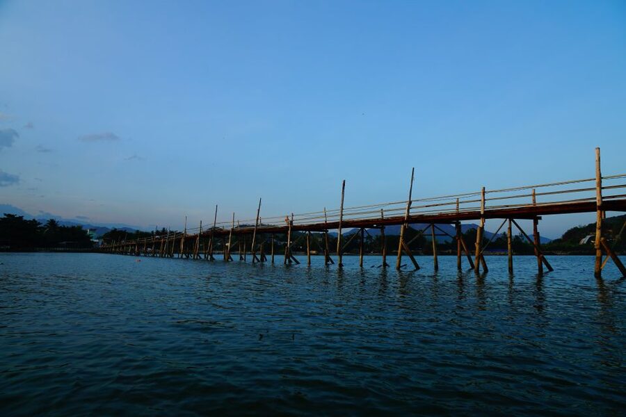Nha Trang: Stand-up Paddleboard Sunset Tour - Learning to Stand, Kneel, and Steer