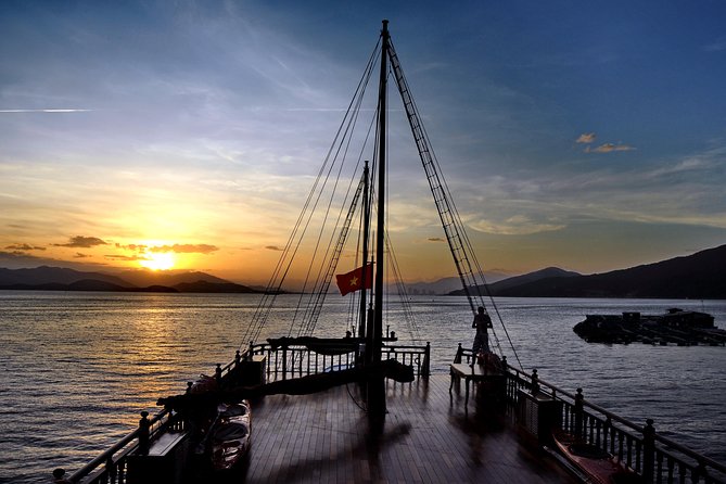 Nha Trang Sunset Cocktails and Dinner Cruise - A five-course dinner with three main-course choices