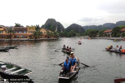 Ninh Binh 1 Day Tour(Tam Coc – Mua Cave – Bich Dong)