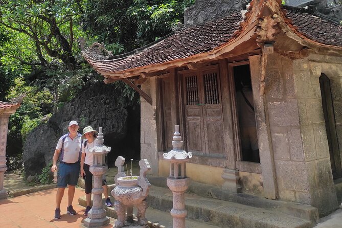Ninh Binh 2 Days 1 Night - Small Group Tour From Hanoi - Lunch, check-in, and the first countryside bike ride