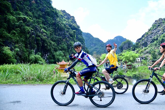 Ninh Binh 2 days 1 night Tour from Hanoi (Small Group of 9) - What the small group changes