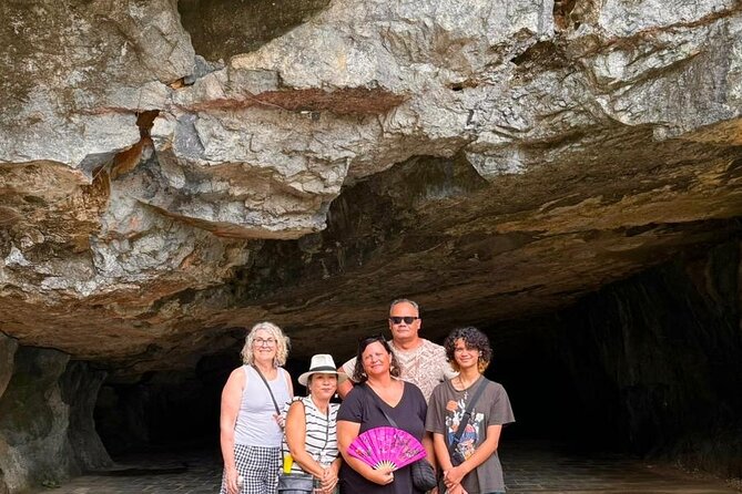Ninh Binh Day Tour from Hanoi: Hoa Lu Trang An and Mua Caves - Hoa Lu and Vietnam’s 10th-century capital
