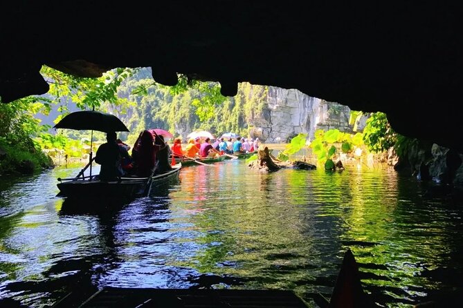 Ninh Binh Day Tour Tam Coc Mua Cave Hoa Lu Buffet Lunch Limousine - Hoa Lu and the temples of two dynasties