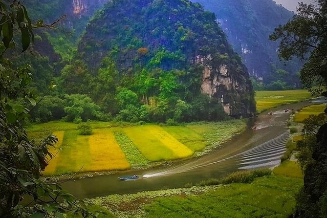 Ninh Binh Full Day Tour to Hoa Lu Tam Coc Mua Cave Buffet Lunch - What to bring and what the activity demands