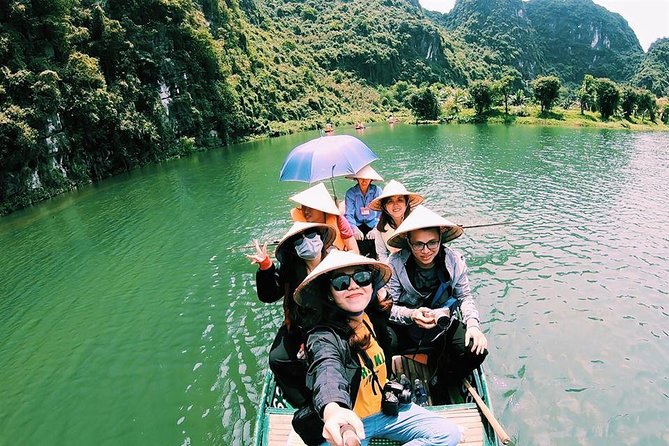 Ninh Binh Full-Day Trip to Trang An Mua Cave Hoa Lu Buffet Lunch - Mua Cave and the climb above Ninh Binh