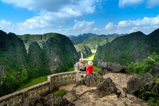 Ninh Binh Highlights Hoa Lu/Bai Dinh-Trang An/ Tam Coc- Mua Cave - Why this Ninh Binh day trip works from Hanoi