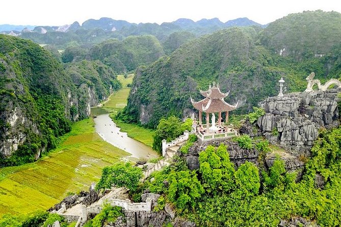 Ninh Binh Highlights Hoa Lu/Bai Dinh-Trang An/ Tam Coc- Mua Cave - Mua Cave and the 500-step climb