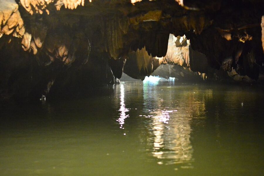 Ninh Binh: Hoa Lu, Mua Cave, and Trang An Tour and Boat Ride - Who should book this outing?