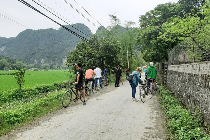 Ninh Binh Hoa Lu Tam Coc Mua Cave Boat & Bike Day trip from Hanoi: best selling - The Vietnamese buffet before the afternoon sights