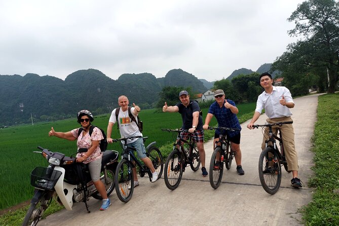 Ninh Binh Luxury Day Tour by Limousine- Small Group- All included - Meeting a local family