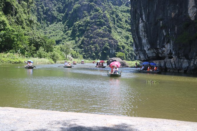 Ninh Binh Luxury Tour 2 Days 1 night by limousine See Hidden Gems - Tam Coc by bamboo boat