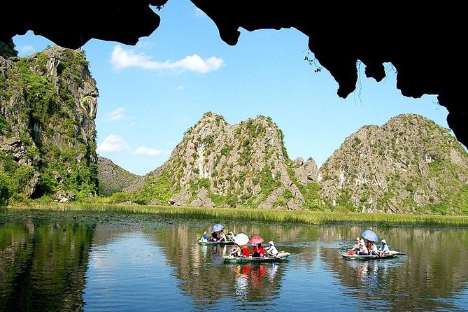 NINH BINH MEMORABLE DAY: Hoa Lu, Mua Cave, boat trip Tam Coc, Trang An optional - Key points at a glance