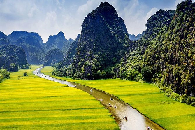 NINH BINH MEMORABLE DAY: Hoa Lu, Mua Cave, boat trip Tam Coc, Trang An optional - Bai Dinh Pagoda and the problem of too much in one day