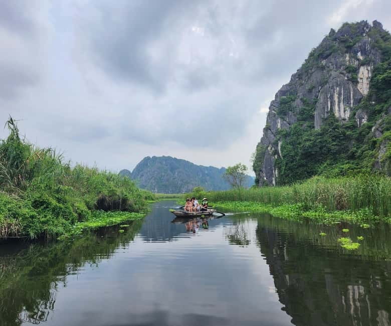 Ninh Binh Private Tour: Bai Dinh-Trang An/Tam Coc-Mua Cave - Hoa Lu, Vietnam’s former capital