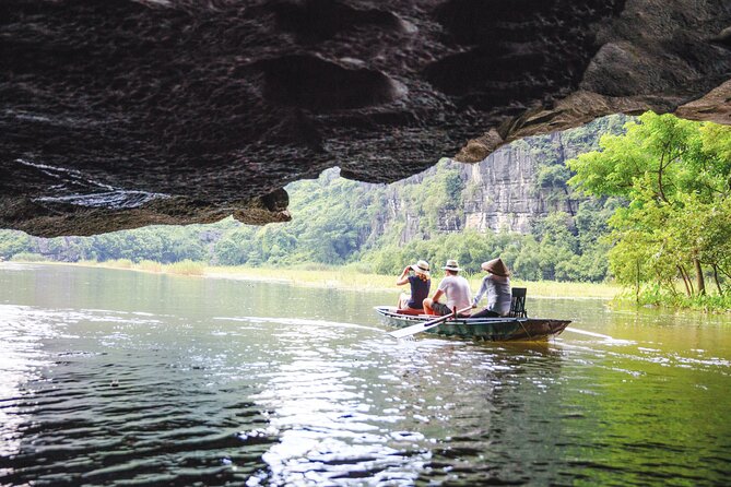 Ninh Binh Small Group Day Tour from Hanoi by Luxury DCAR - Who should book this day trip