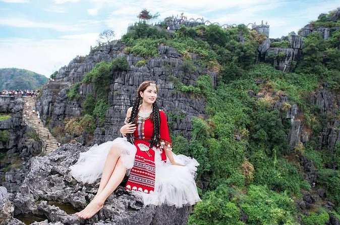 Ninh Binh Tour from Hanoi for 6-9 Pax/tour by DCar Limousine - What to bring for a full day outdoors
