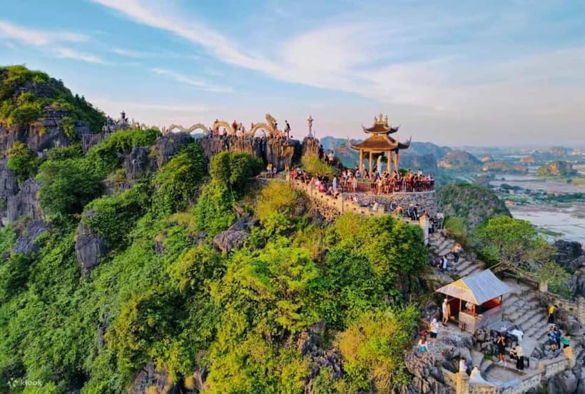 Ninh Binh: Trang An Boat Ride, Bich Dong & Mua Cave Sunset - Trang An by boat through caves and temples