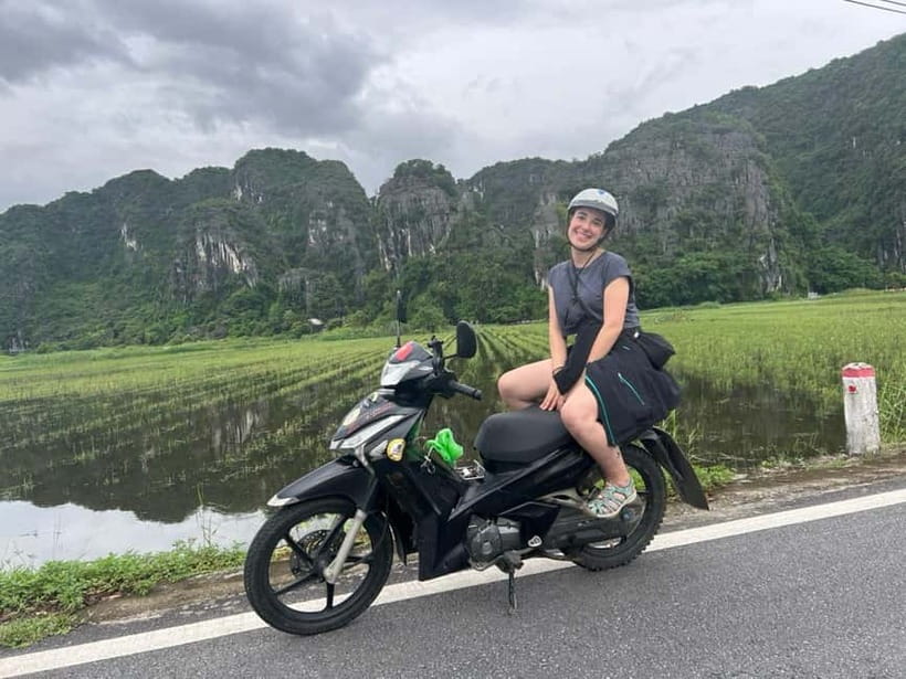 Ninh Binh: Trang An Boat Ride, Bich Dong & Mua Cave Sunset - Mua Cave and the 500-step climb
