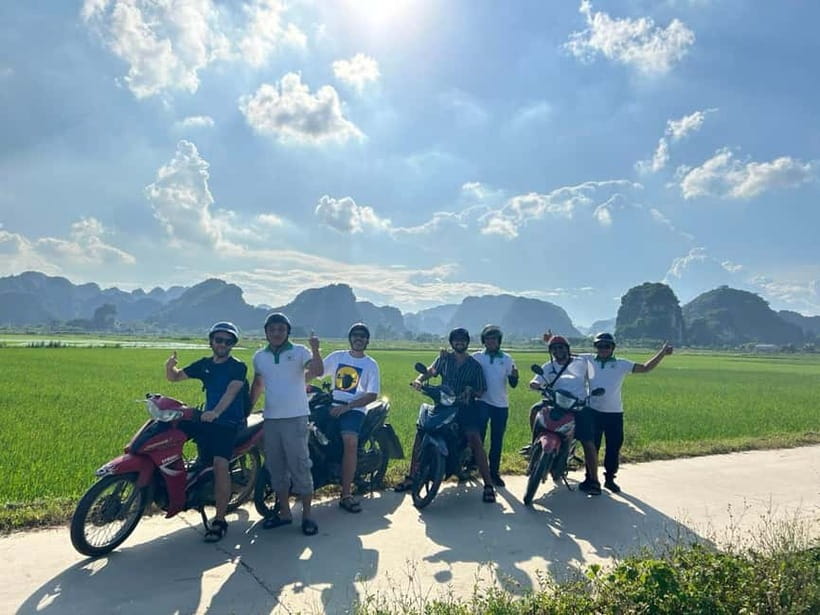 Ninh Binh: Trang An Boat Ride, Bich Dong & Mua Cave Sunset - Who should book this experience