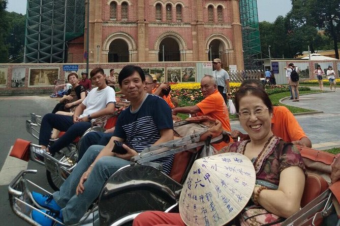 One hour cyclo tour around Saigon - What the driver does, and what the driver does not do