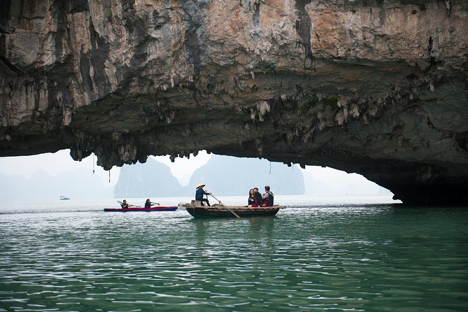 Overnight Bai Tu Long Bay Cruise from Hanoi - Ha Long Bay All-Inclusive - Sunrise tai chi and the final morning
