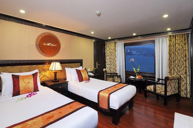 Overnight Halong Bay Cruise on the Starlight - The cabin: more hotel room than boat bunk