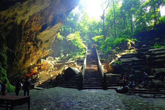 Perfume Pagoda Full-Day Guided Tour from Hanoi - All Inclusive - Returning to Thien Tru and the river