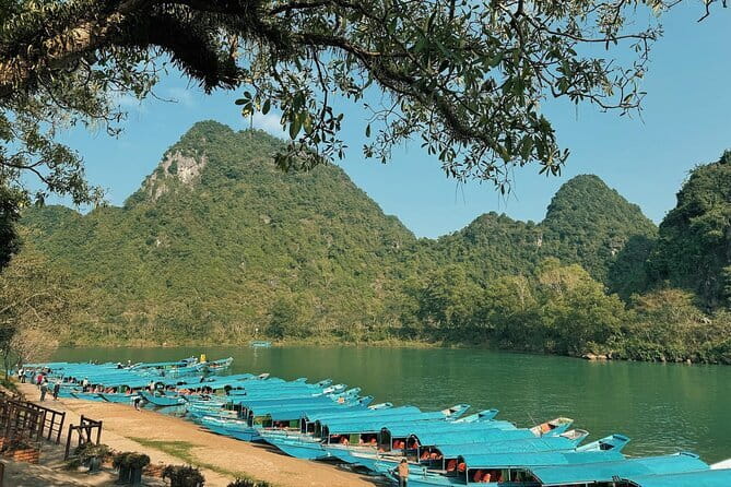 Phong Nha Cave & Paradise Cave Full-Day Exploration from Hue - Paradise Cave and the climb toward the Palace beneath the Earth