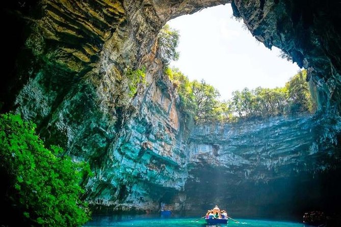 Phong Nha Cave - Paradise Cave Small Group Tour: All Inclusive - Lunch in Phong Nha Village
