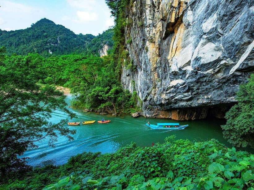 Phong Nha/Dong Hoi: Phong Nha Cave and Paradise Cave Tour - Key points at a glance